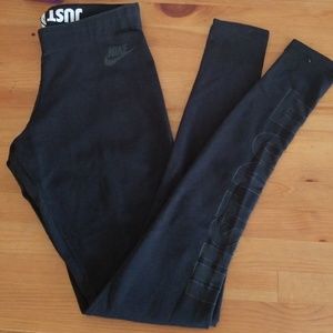 Nike leggings